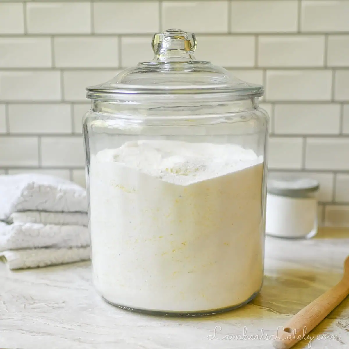 diy-homemade-laundry-detergent-powder-2 Lavender Laundry Detergent - Image 1