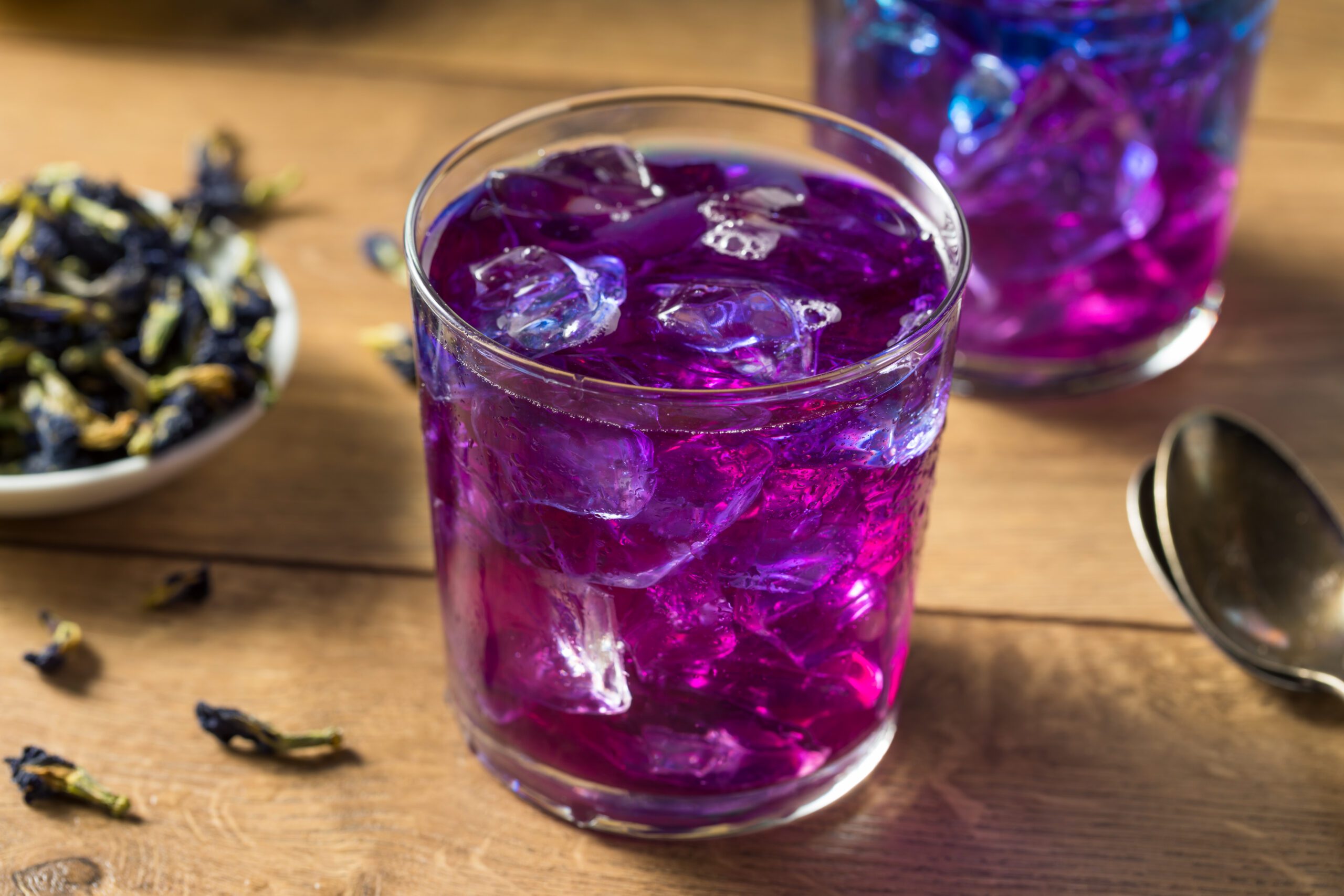 Organic Refreshing Butterfly Pea Tea Elderflower & Butterfly Pea Flower Lemonade - Image 1